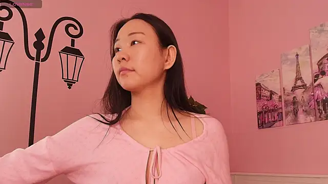 Inari Okami  online show from 04/11/26, 01:59