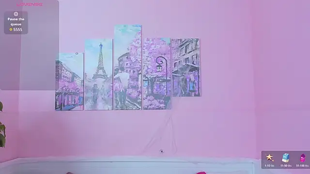 Inari Okami  online show from 10/25/25, 09:04