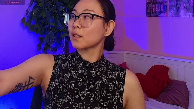 Inari Okami  online show from 03/20/26, 03:24