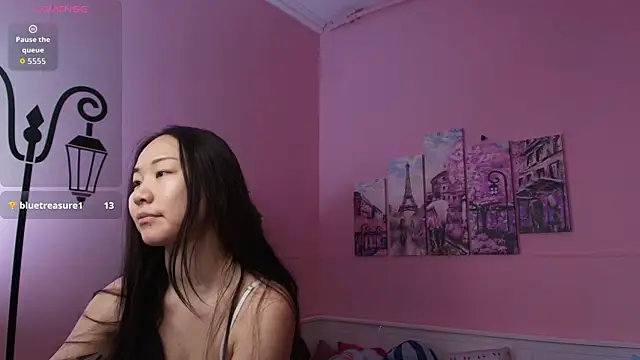 Inari Okami  online show from 01/12/26, 10:44