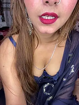 Diamond queeen online show from 11/18/25, 04:10