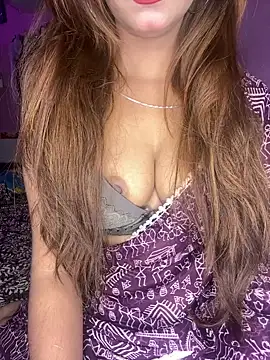 Diamond queeen online show from 12/21/25, 09:37