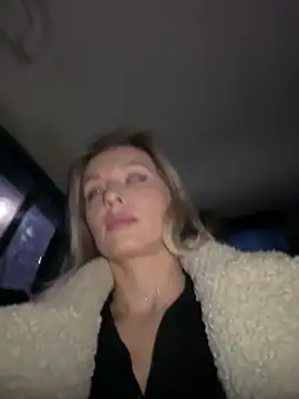 Diamond Bunny  online show from 02/26/26, 03:23