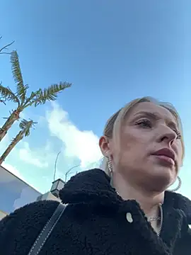 Diamond Bunny  online show from 02/12/26, 03:01