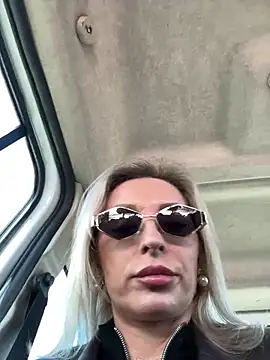 Diamond Bunny  online show from 02/07/26, 10:12