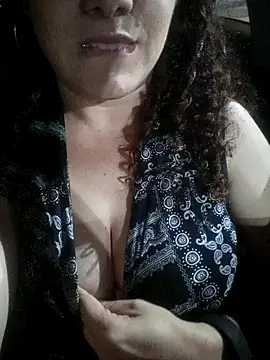 litha luna online show from 01/11/25, 03:13