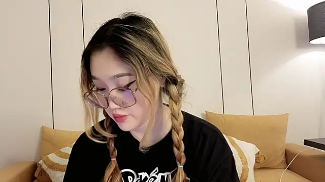 Jennatyan online show from 03/19/26, 08:14