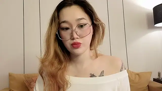 Jennatyan online show from 03/27/26, 04:54