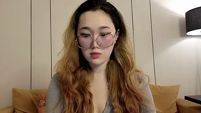 Jennatyan online show from 03/26/26, 11:52