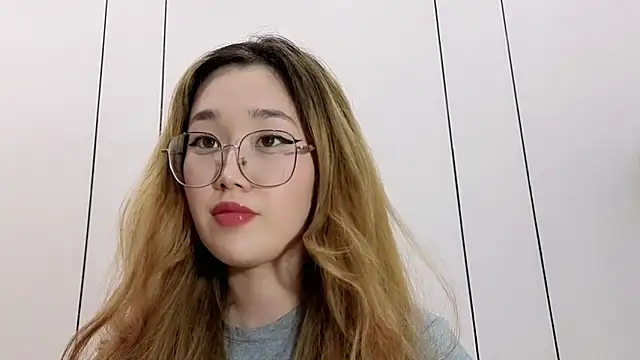 Jennatyan online show from 01/17/26, 01:37