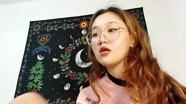 Jennatyan online show from 09/10/25, 12:15