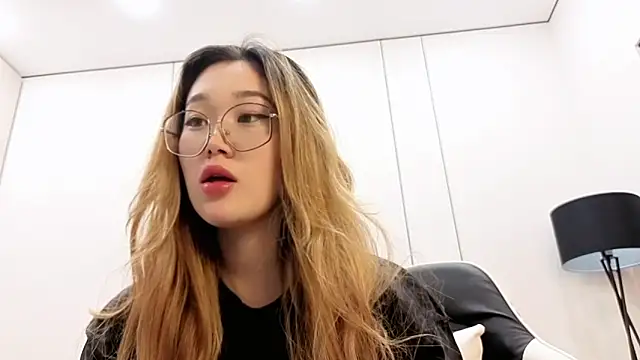 Jennatyan online show from 02/06/26, 12:23