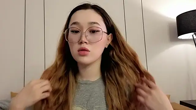 Jennatyan online show from 03/31/26, 09:22