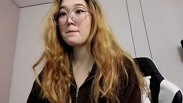 Jennatyan online show from 02/22/26, 06:16