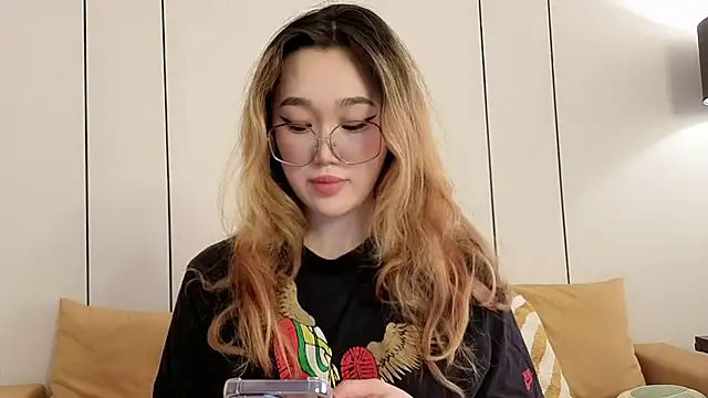 Jennatyan online show from 03/17/26, 10:18