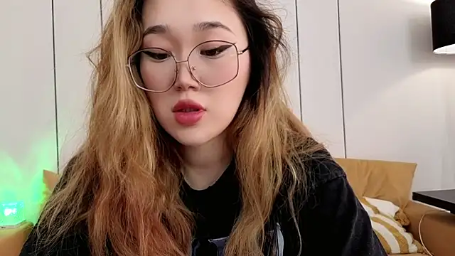 Jennatyan online show from 02/28/26, 08:14