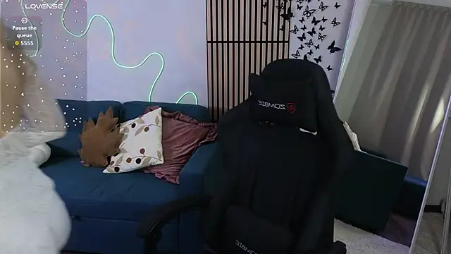 Mel Nelson online show from 12/05/25, 07:51