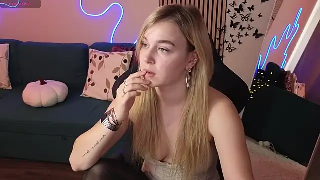 Mel Nelson online show from 10/31/25, 06:43