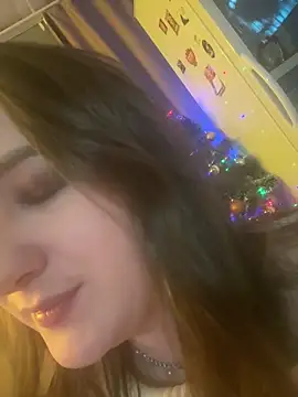 Emma B1uem online show from 12/24/24, 12:22