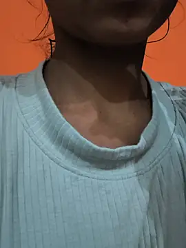 cute simmy0 online show from 07/28/26, 01:43