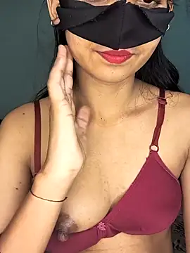 cute simmy0 online show from 04/02/26, 05:25