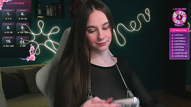 katie taylorr online show from 09/27/25, 09:32