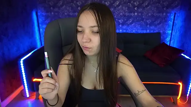 ElysLunar online show from 02/08/25, 04:35