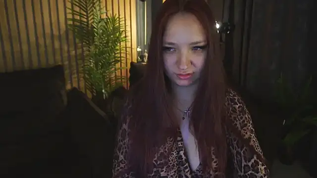 ElysLunar online show from 12/02/25, 06:48