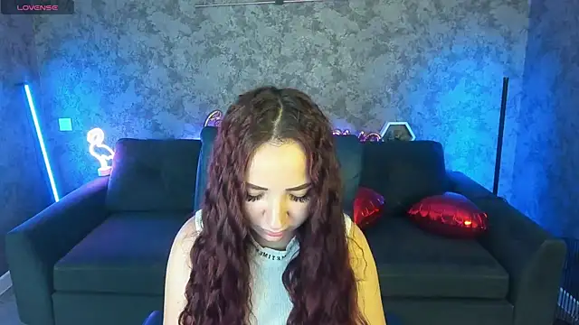 ElysLunar online show from 02/16/26, 06:45