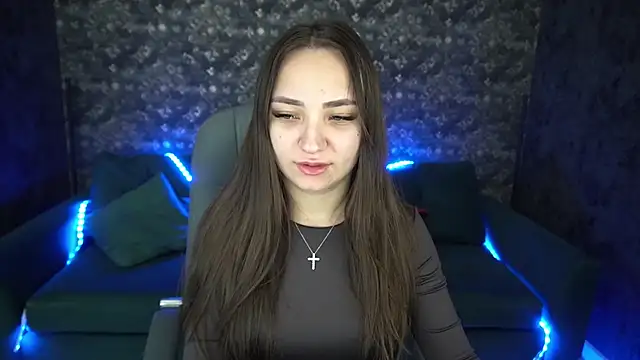 ElysLunar online show from 12/22/24, 01:11