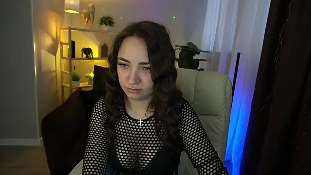 ElysLunar online show from 01/10/25, 06:20