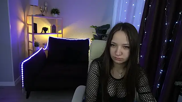 ElysLunar online show from 01/28/25, 06:16