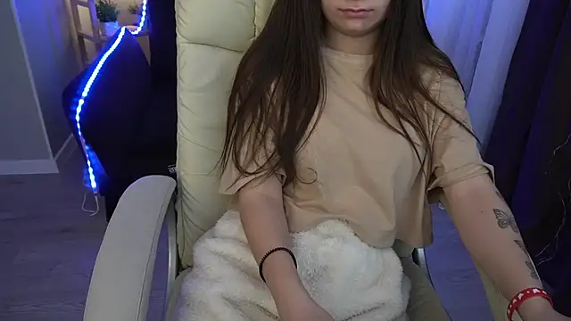 ElysLunar online show from 02/03/25, 12:25