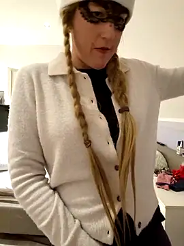 Hexe12346 online show from 12/22/25, 05:57