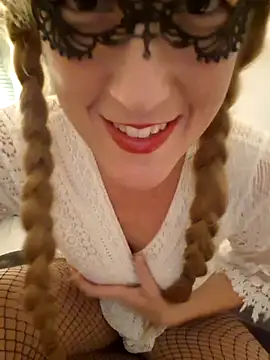 Hexe12346 online show from 11/17/25, 04:44