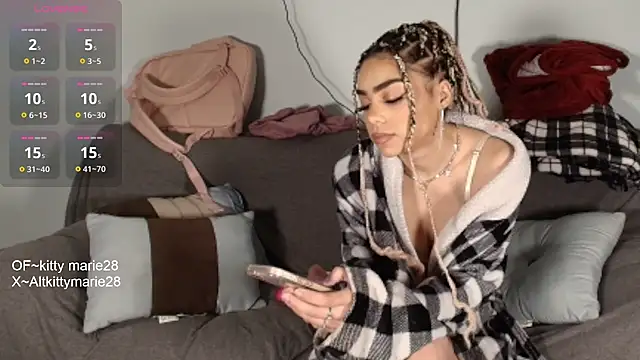 kittymarie28 online show from 11/16/25, 12:04