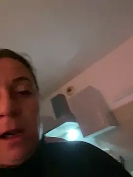 Snapshot of Lyannabuena69 chatting on 04/16/26, 05:19 Lyannabuena69 online show from 04/16/26, 05:19