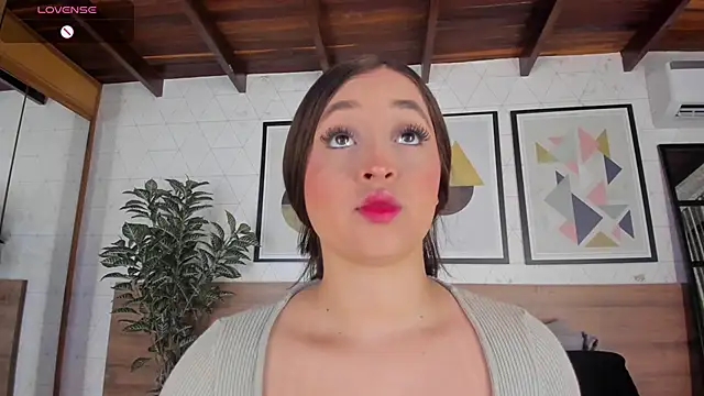 MiaKay1 online show from 11/09/25, 03:32