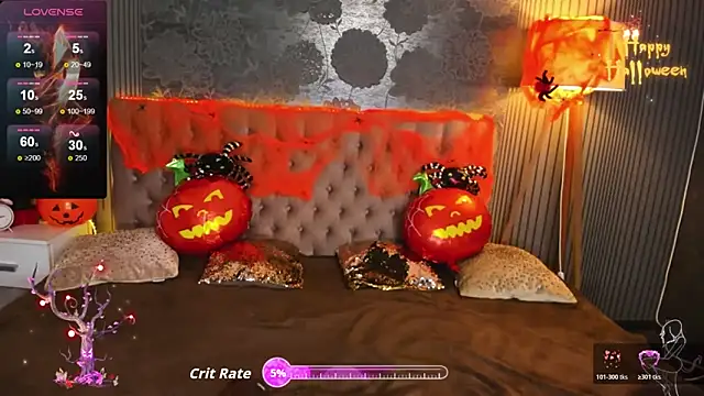 Snapshot of CurlyDreams chatting on 10/28/25, 06:12 CurlyDreams online show from 10/28/25, 06:12