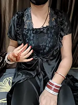 Snapshot of kaveerpooja947 chatting on 10/01/25, 05:17 kaveerpooja947 online show from 10/01/25, 05:17