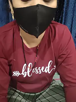 kaveerpooja947 online show from 12/01/25, 05:36