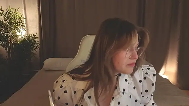 Colleen Blake online show from 03/27/26, 04:52