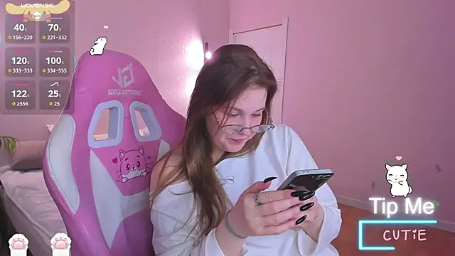 Colleen Blake online show from 12/03/25, 05:01