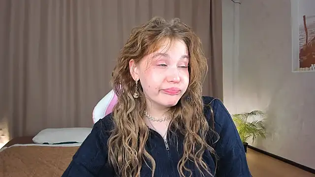 Colleen Blake online show from 10/06/25, 03:57