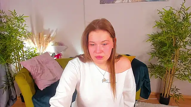 Colleen Blake online show from 11/19/25, 05:02