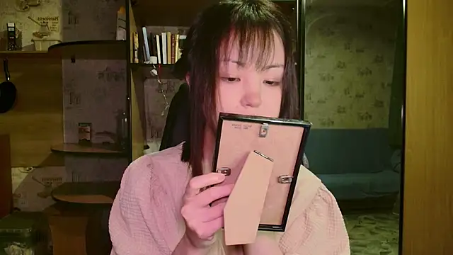 lalallalalaa- online show from 12/16/25, 05:06