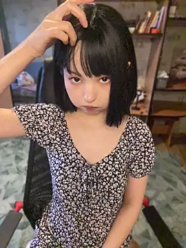 lalallalalaa- online show from 05/17/26, 01:11