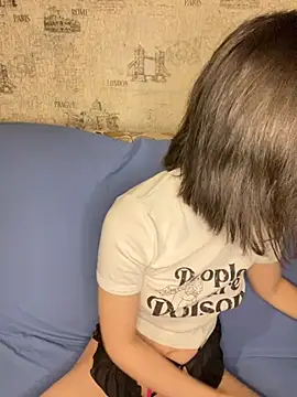 lalallalalaa- online show from 10/15/25, 03:31