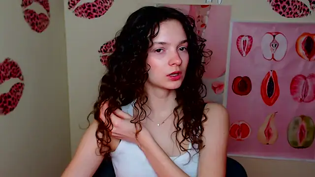  SusieSu  online show from 02/23/26, 07:25