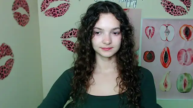  SusieSu  online show from 10/30/25, 07:28